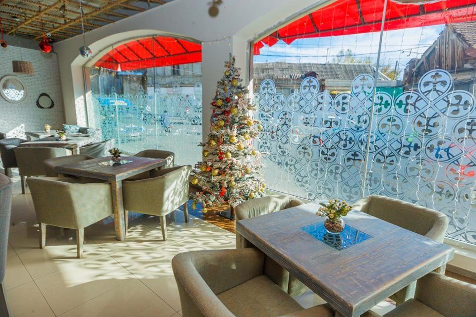 Hotel Orion Old Town Tbilisi Buitenkant foto