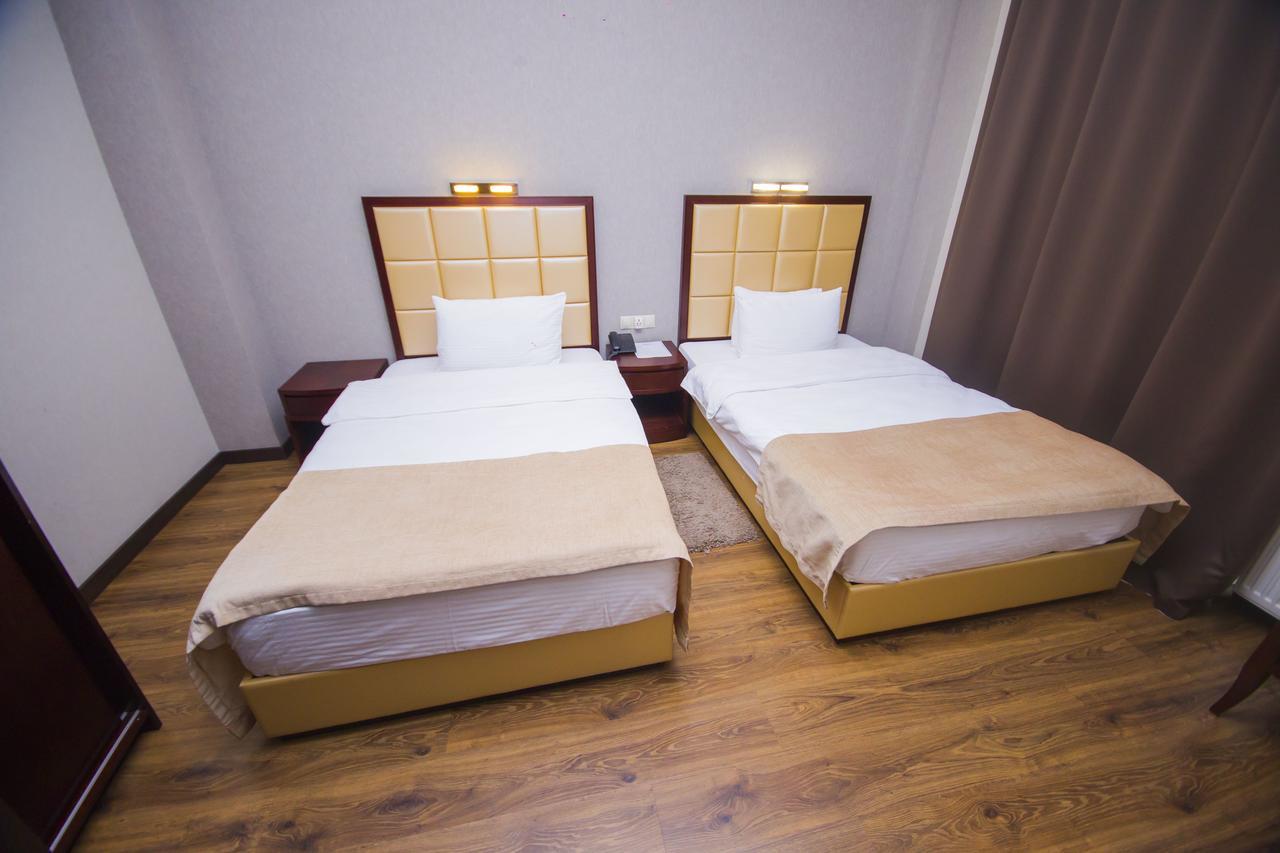 Hotel Orion Old Town Tbilisi Buitenkant foto