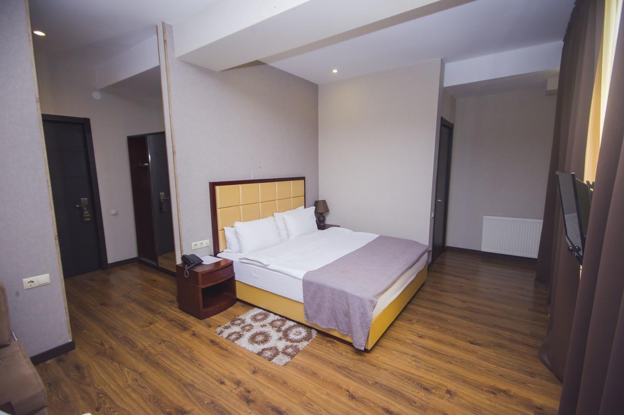 Hotel Orion Old Town Tbilisi Buitenkant foto