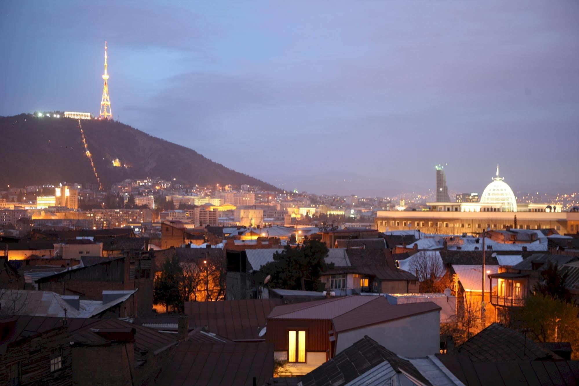 Hotel Orion Old Town Tbilisi Buitenkant foto