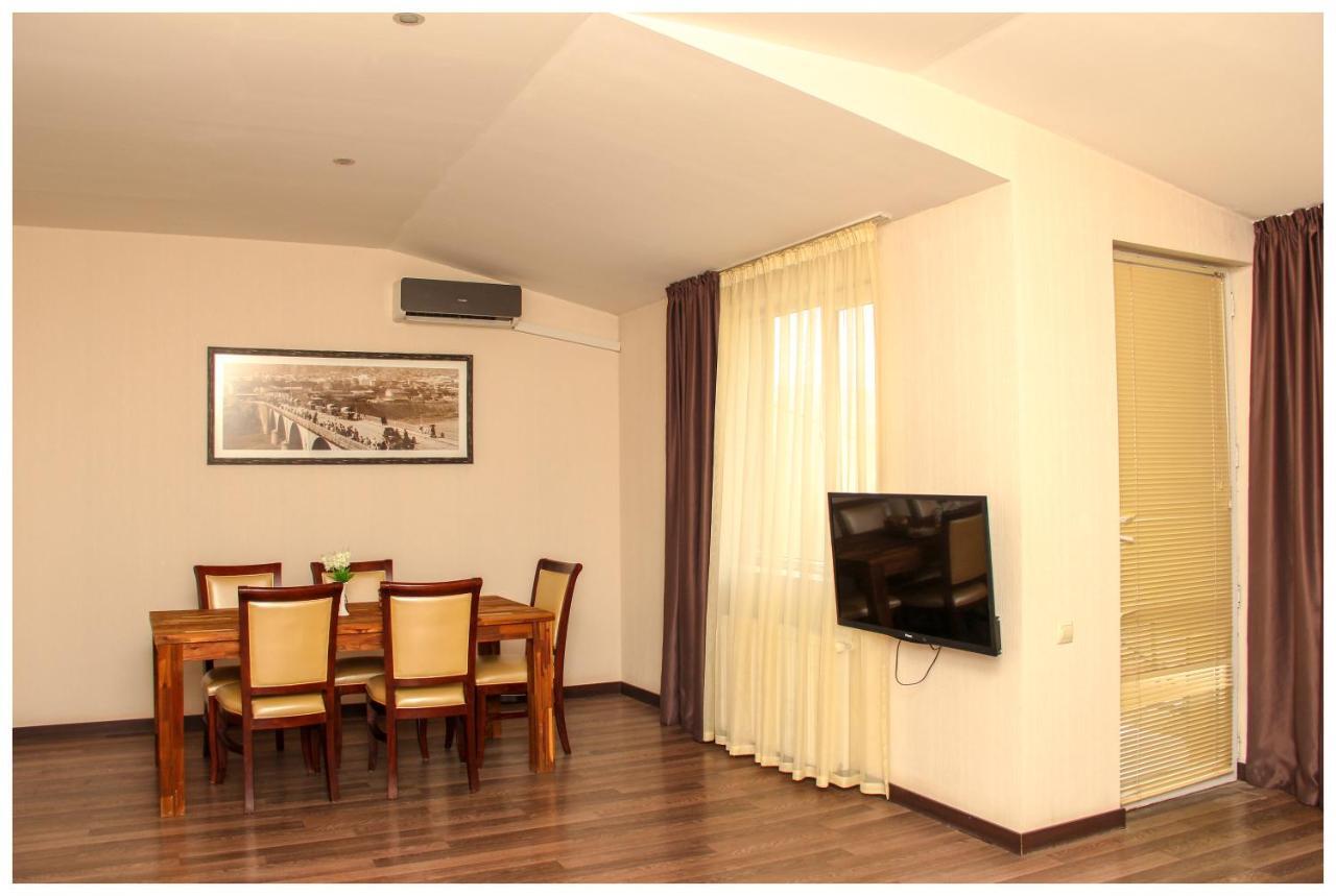Hotel Orion Old Town Tbilisi Buitenkant foto