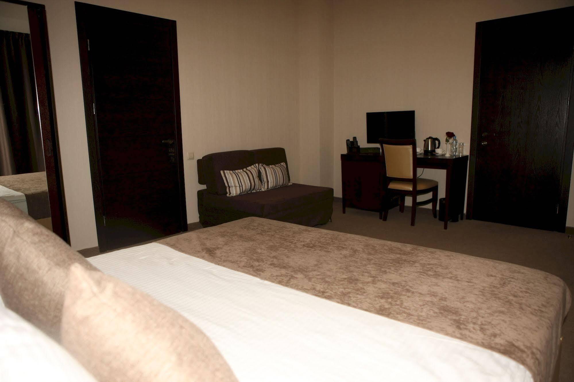 Hotel Orion Old Town Tbilisi Buitenkant foto